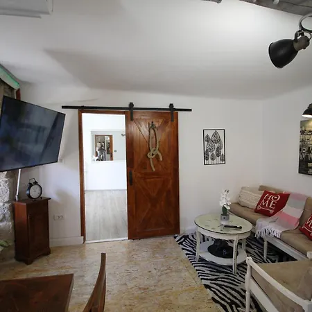 Coli-apartman Dora Bakar