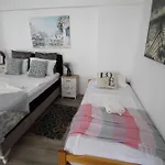 Apartament Coli-apartman Dora *