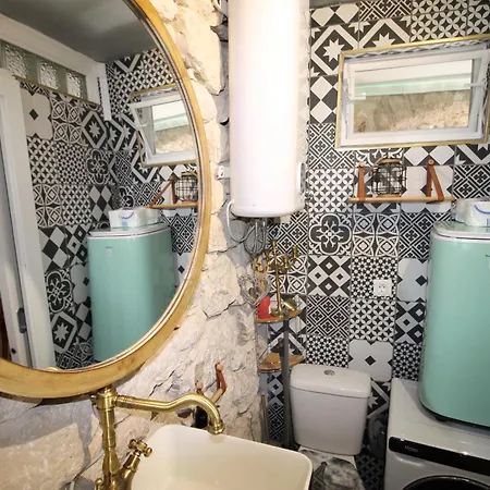 Coli-apartman Dora Bakar