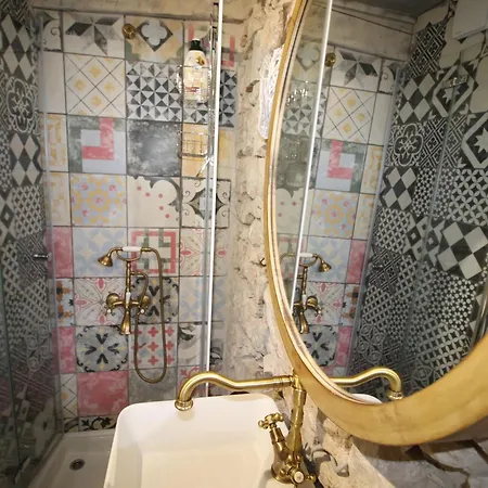 Appartement Coli-apartman Dora *