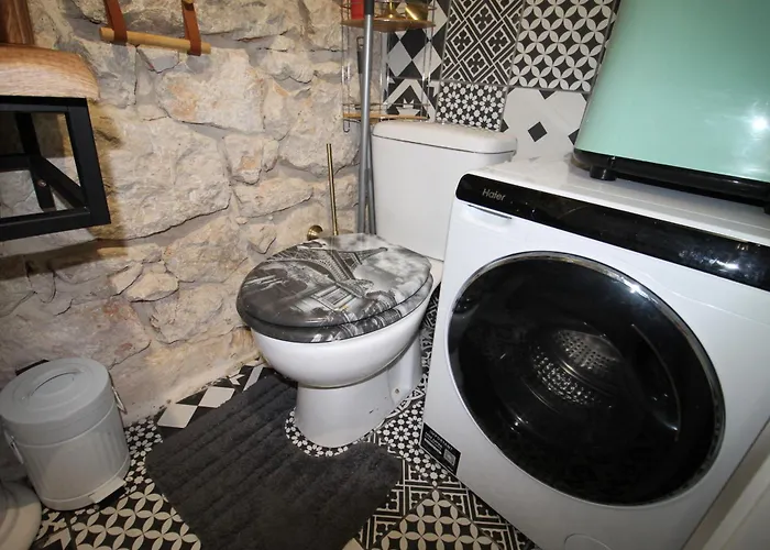 Coli-apartman Dora Apartment Bakar